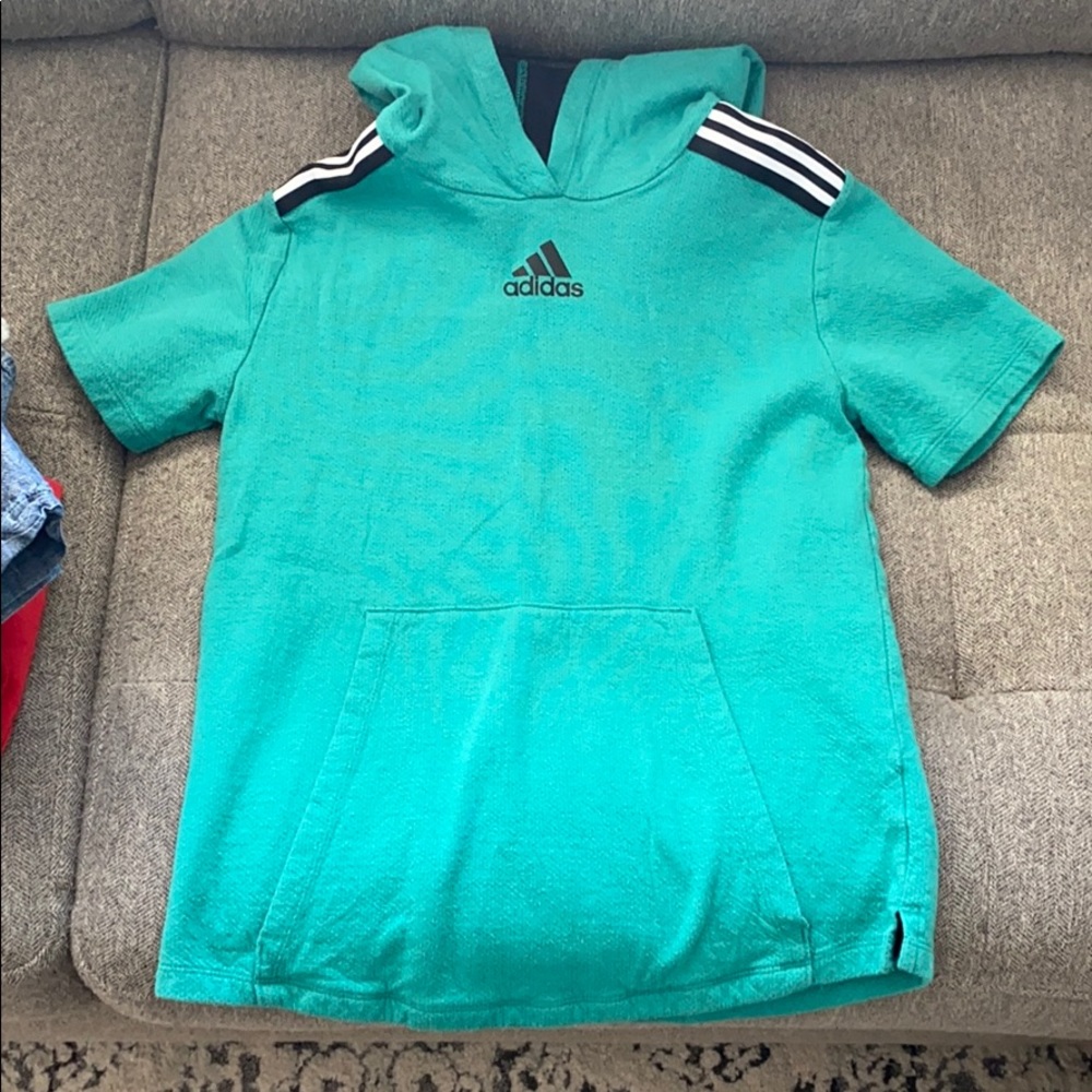 Boys shirt sleeve hooded adidas top
